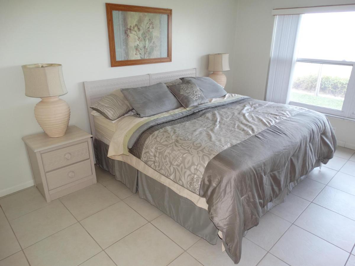 Spanish Main Unit 4- Direct Oceanfront Condo! Cocoa Beach Kültér fotó
