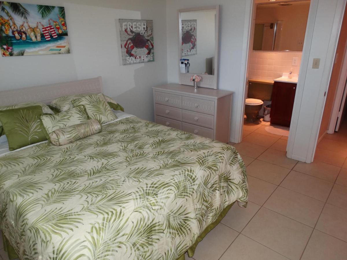 Spanish Main Unit 4- Direct Oceanfront Condo! Cocoa Beach Kültér fotó